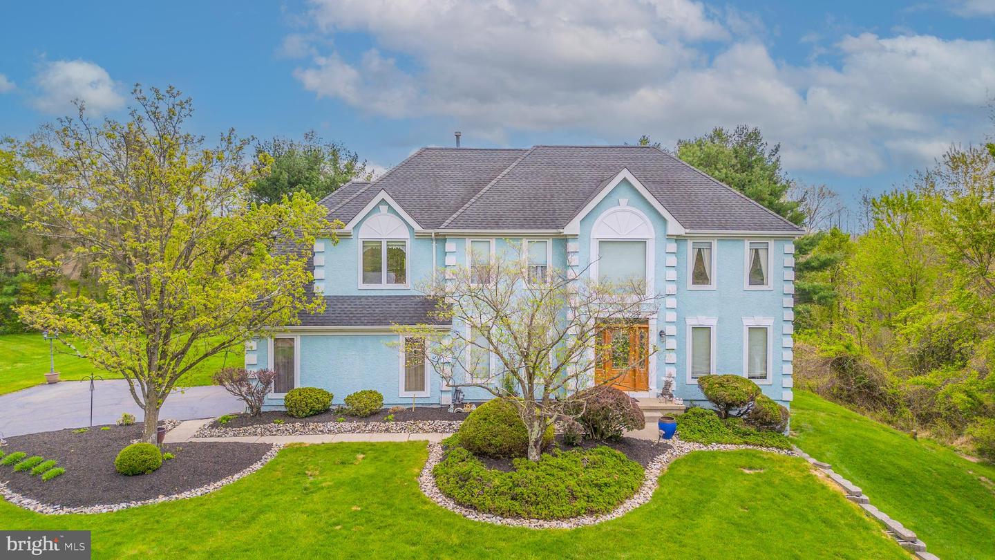 23 E KINCAID DR