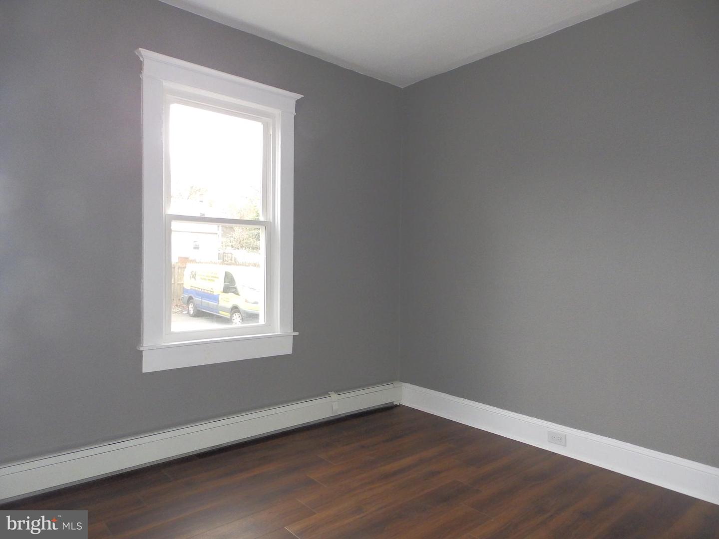 20 Lytle St #apt. 2 Property Photo 12
