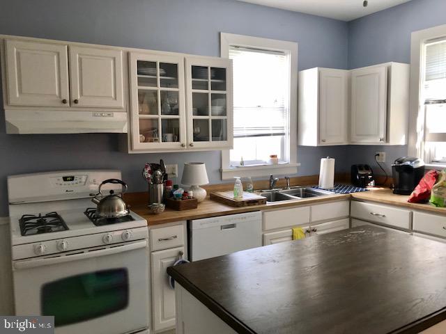 29 Lafayette St Property Photo 2