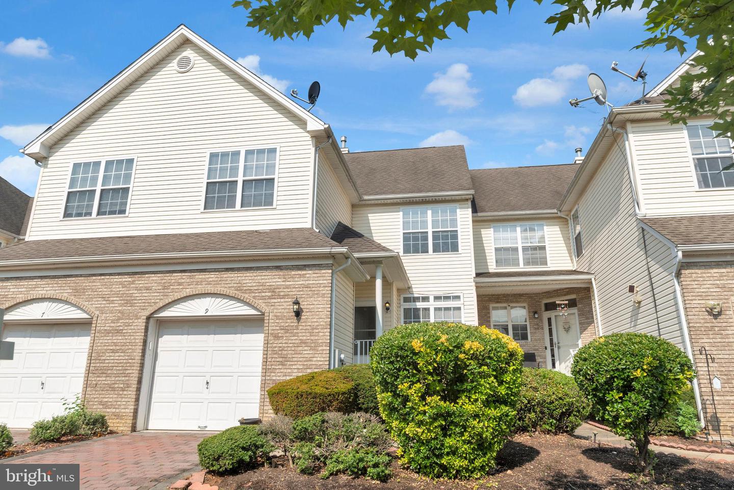 9 Shelley Cir Property Photo 4