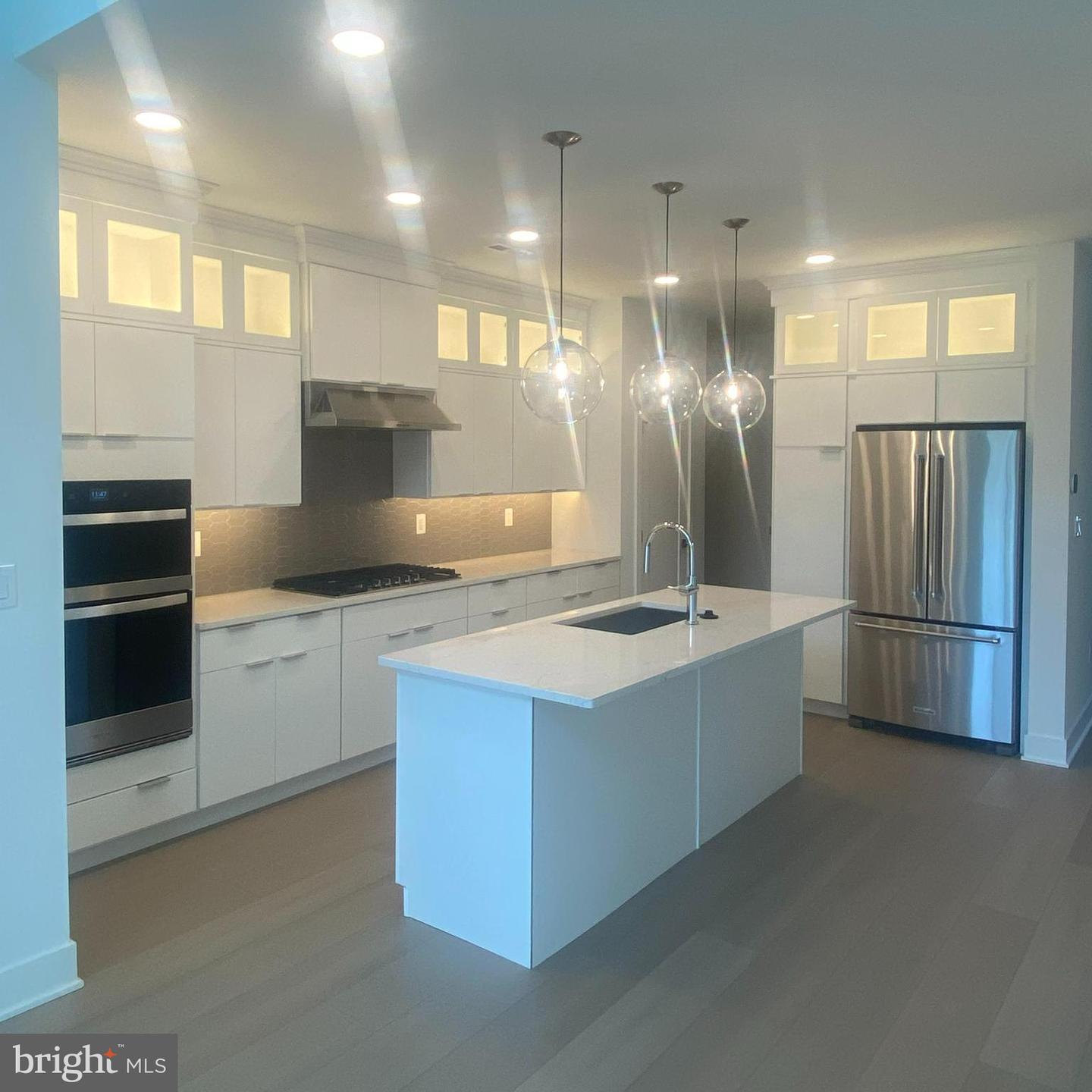 5 Holtz Way Property Photo 1