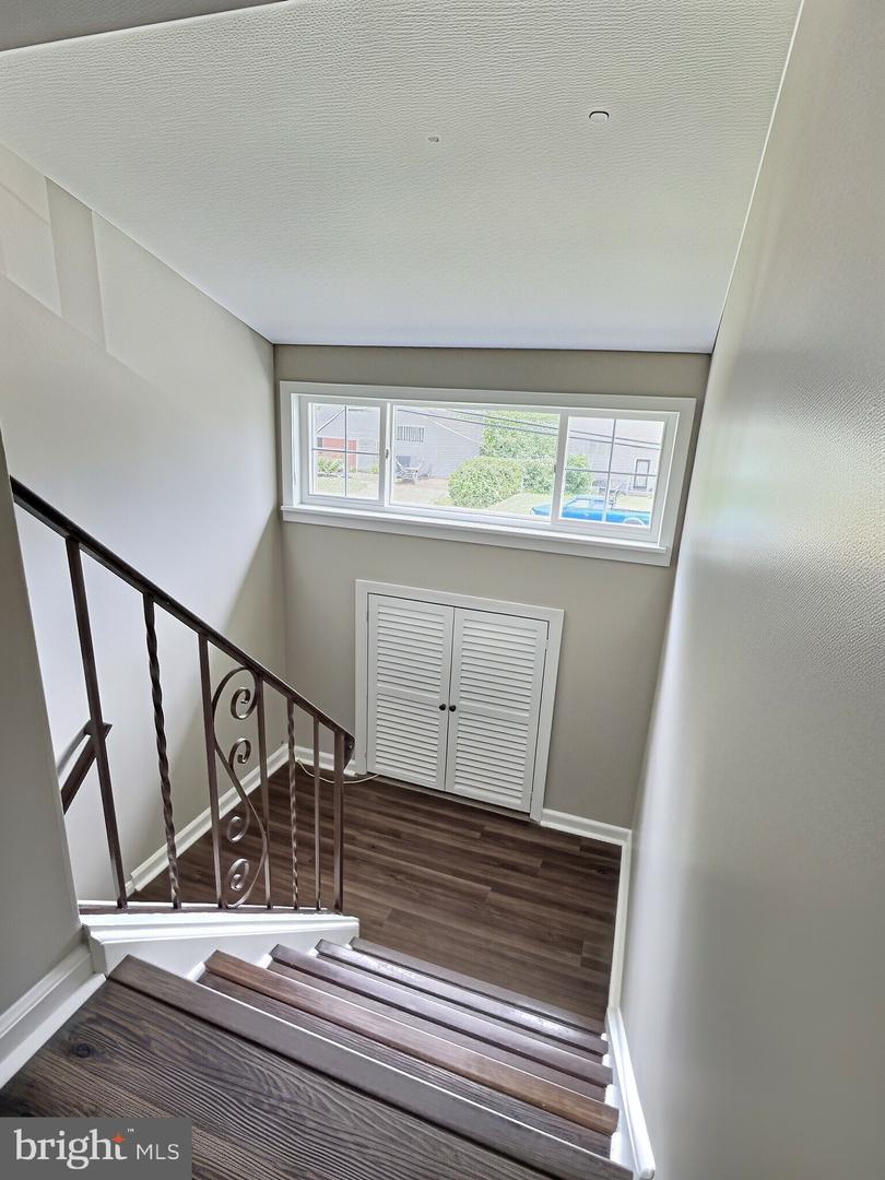 217 George Dye Rd Property Photo 2