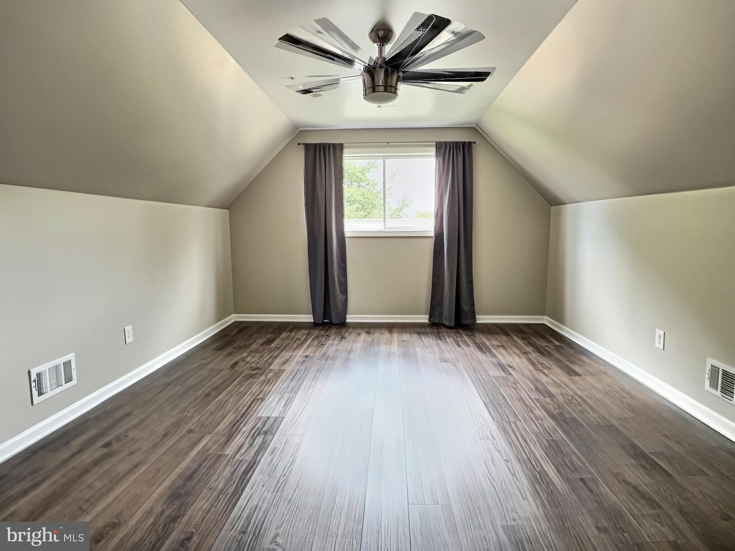 217 George Dye Rd Property Photo 14