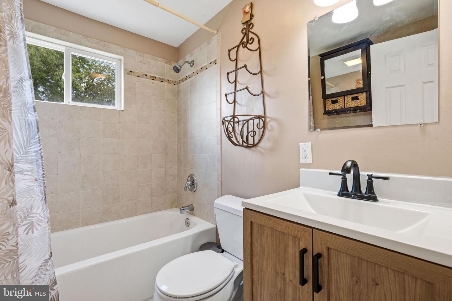 217 George Dye Rd Property Photo 15