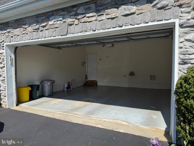 104 Rachel Ln Property Photo 4