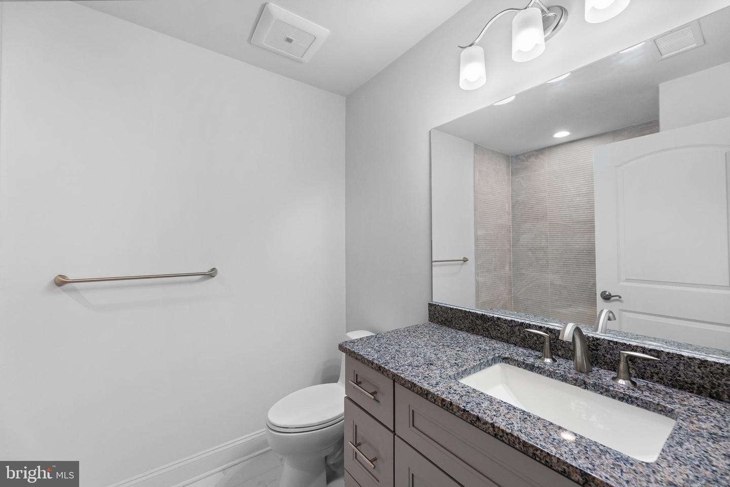 105 Samjan Cir Property Photo 25
