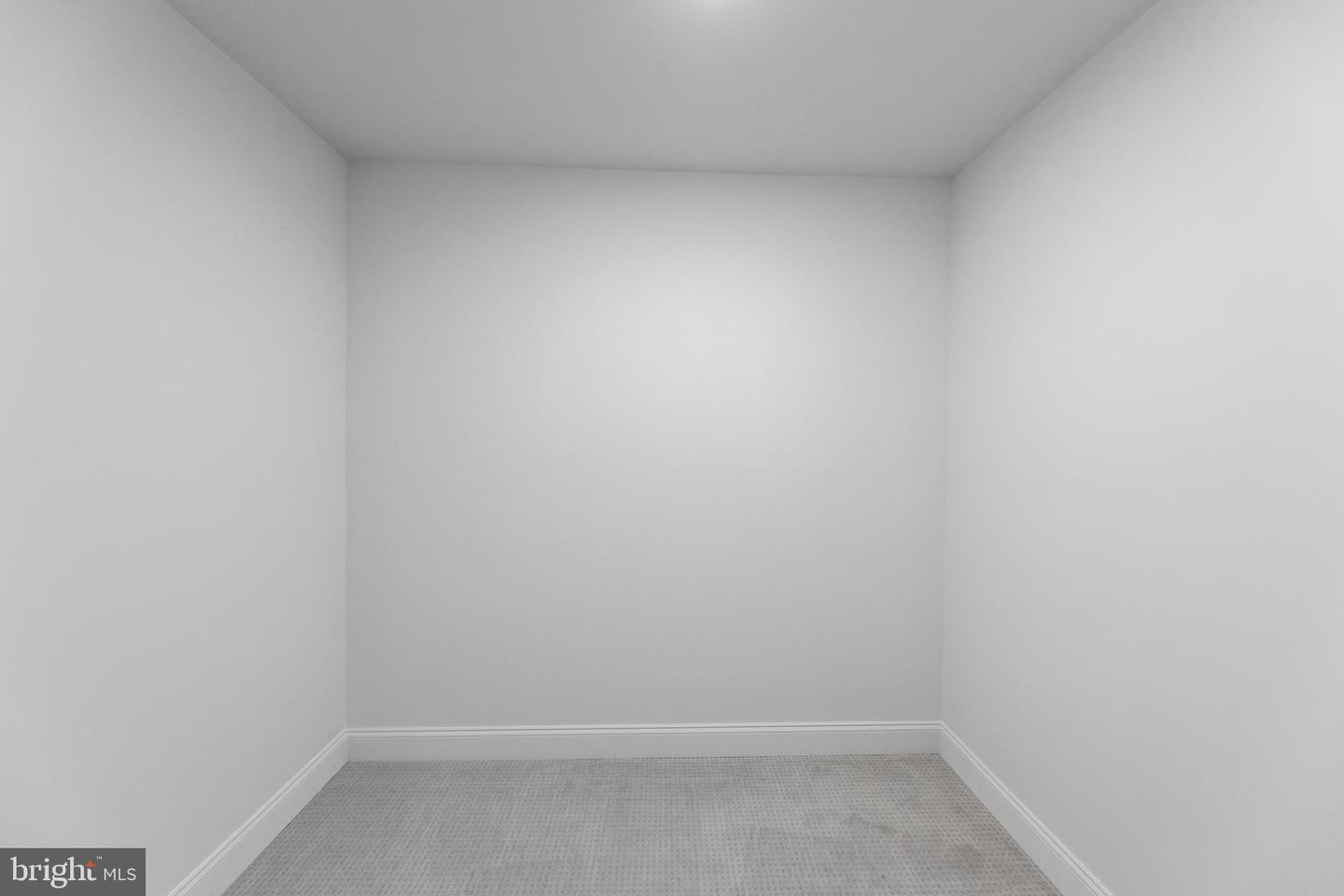 105 Samjan Cir Property Photo 34