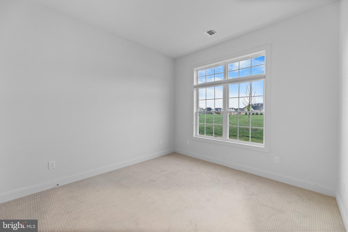 105 Samjan Cir Property Photo 43