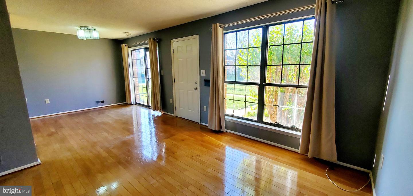 95 O'neill Ct. Property Photo 9