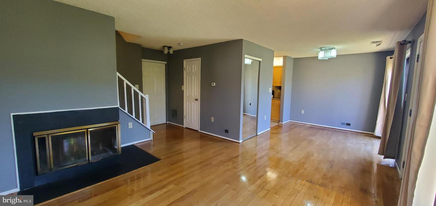 95 O'neill Ct. Property Photo 16