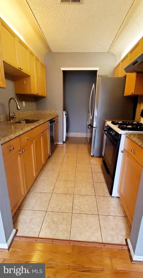 95 O'neill Ct. Property Photo 22
