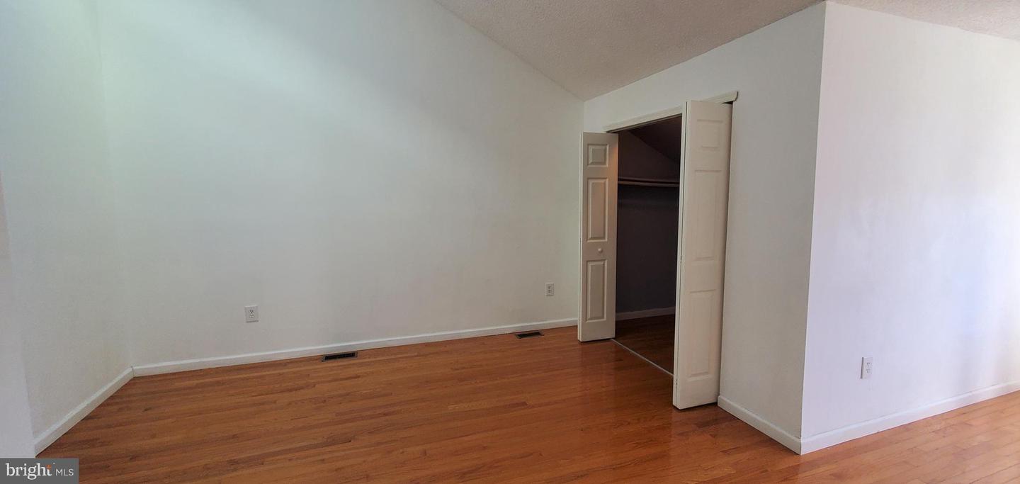 95 O'neill Ct. Property Photo 41