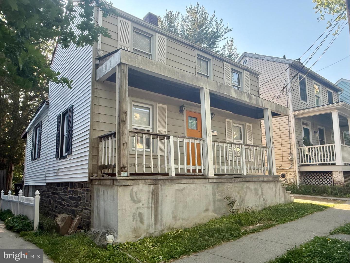 165 John Street Property Photo 1