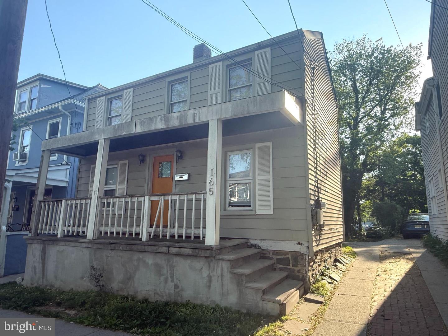 165 John Street Property Photo 2