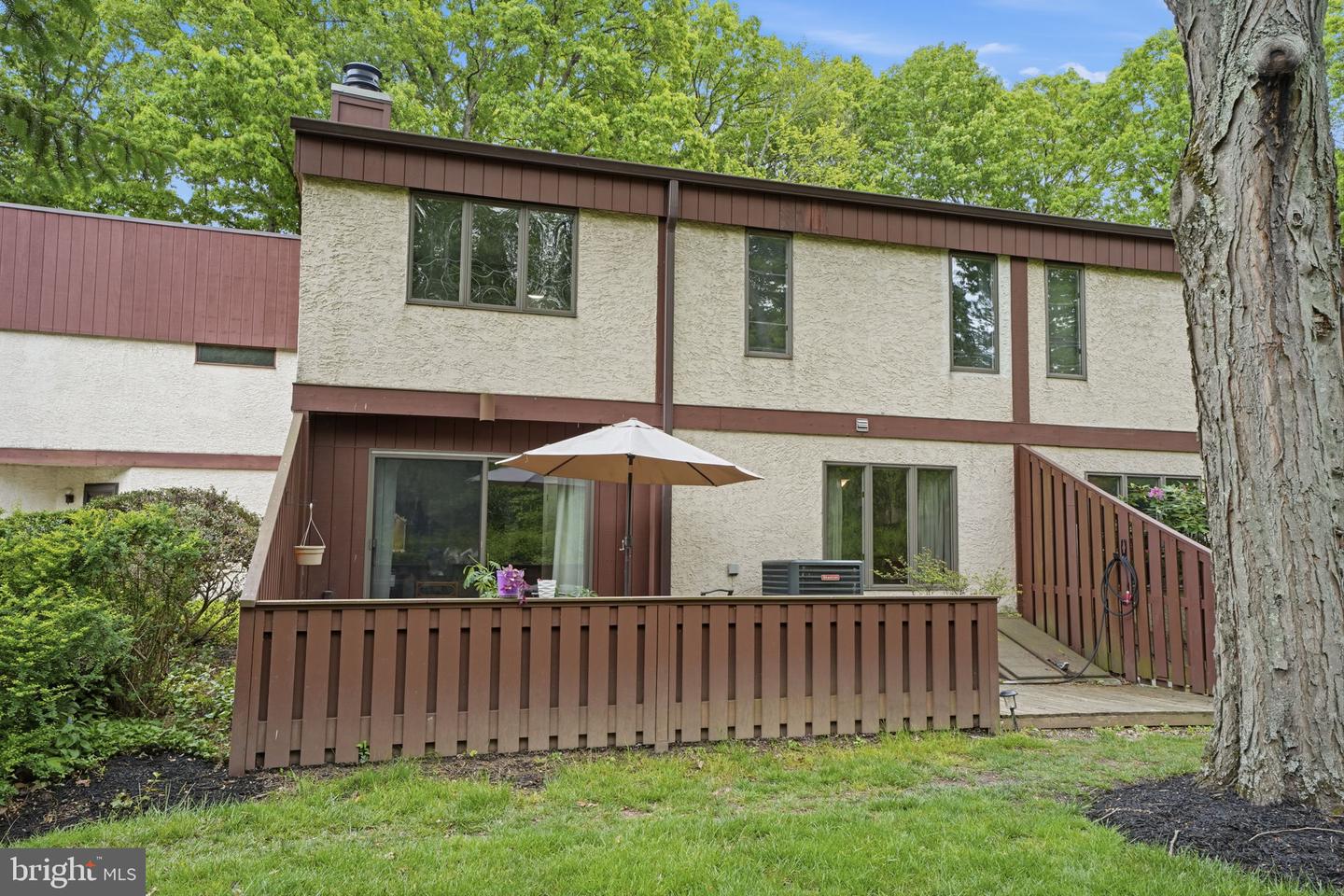 51 Lawrenceville Pennington #202 Property Photo 1