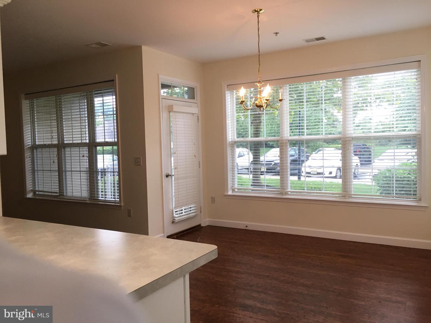 52 Kyle Way Property Photo 11