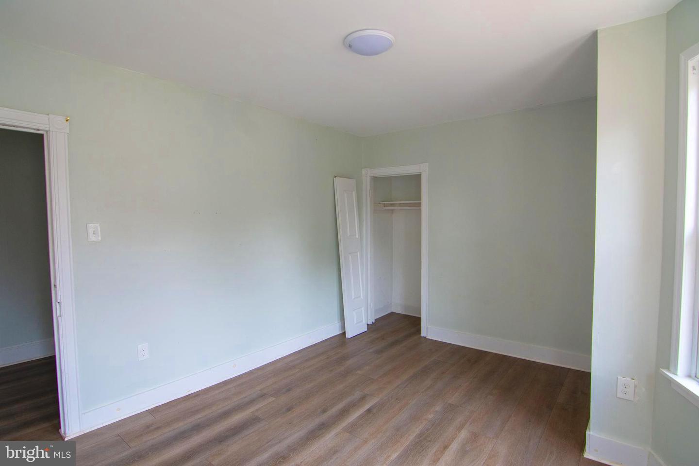 219 Park Ln Property Photo 11