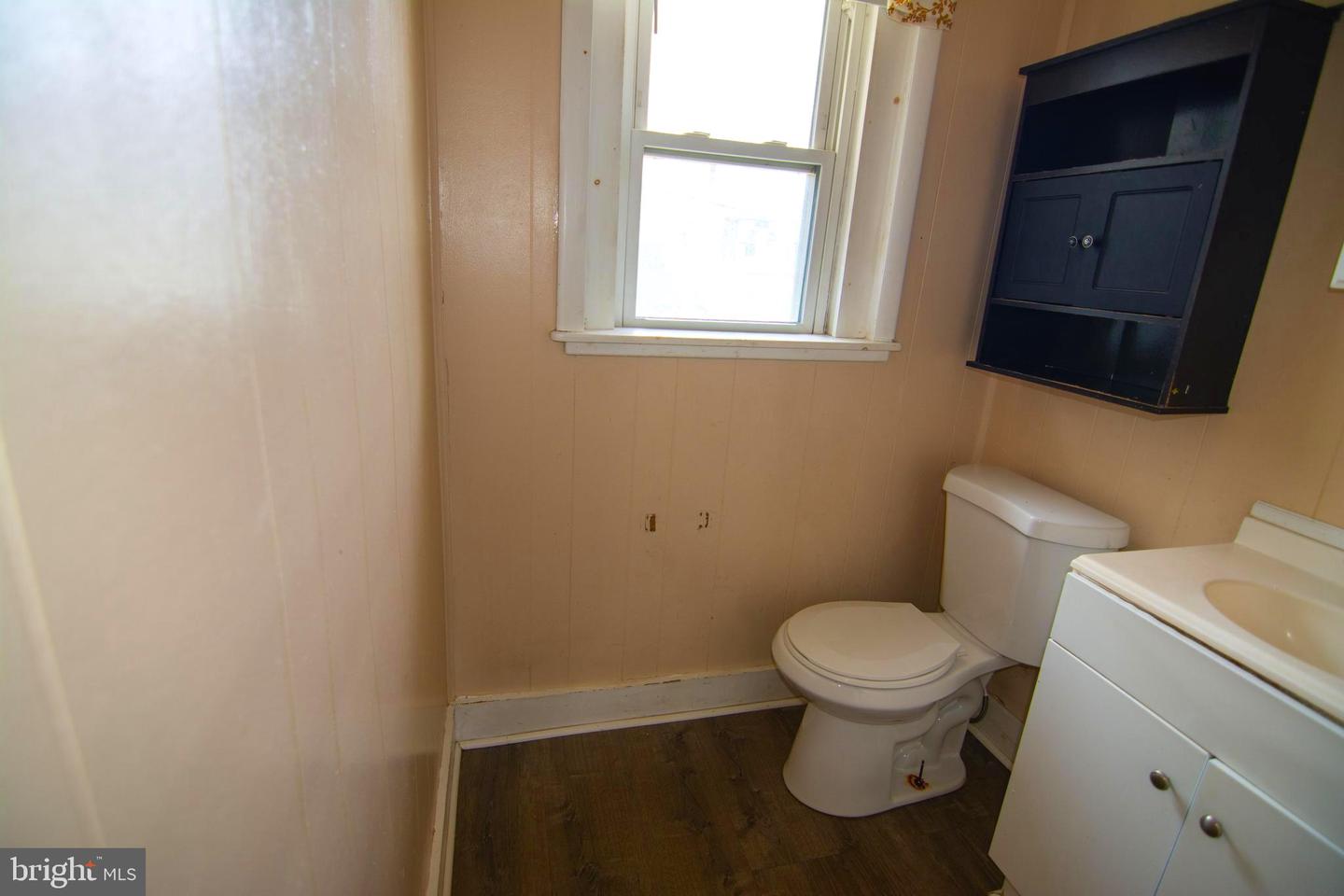 219 Park Ln Property Photo 19