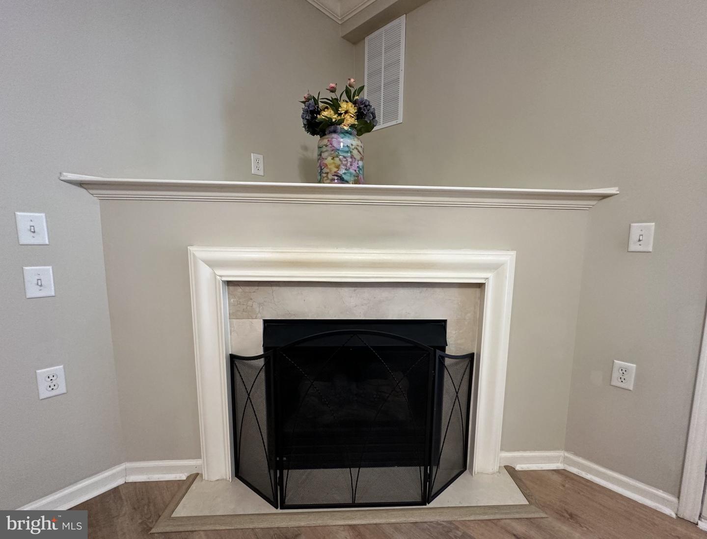 416 Masterson Ct Property Photo 10