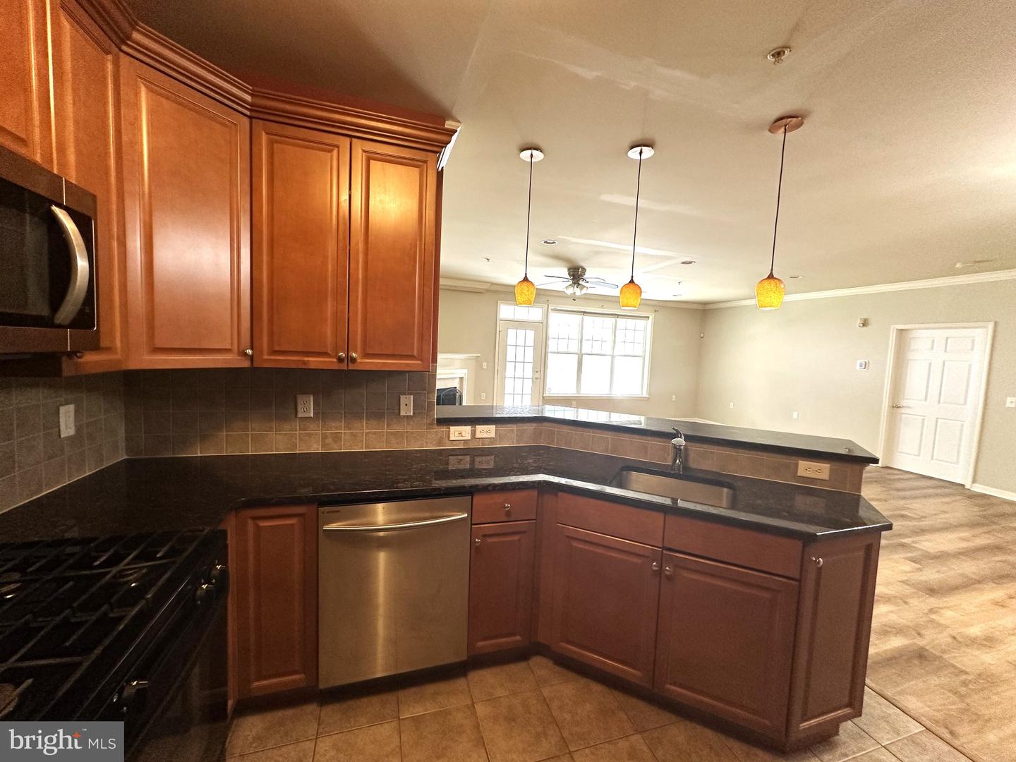 416 Masterson Ct Property Photo 12