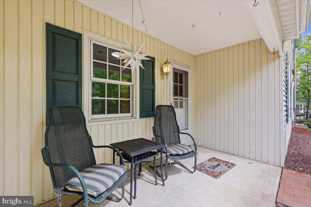 28 Forest Lane Property Photo 5