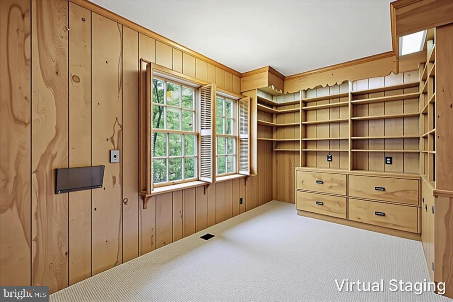 28 Forest Lane Property Photo 22
