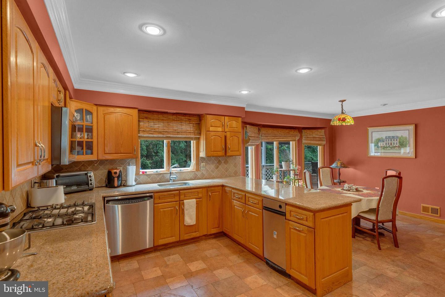 23 Willis Dr Property Photo 17
