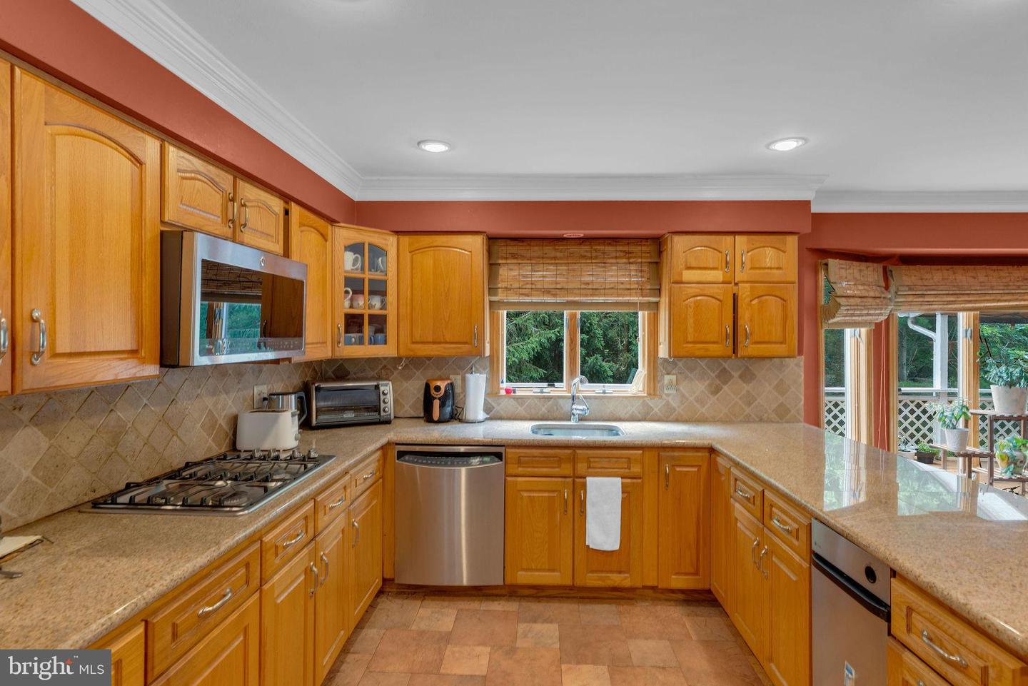 23 Willis Dr Property Photo 19
