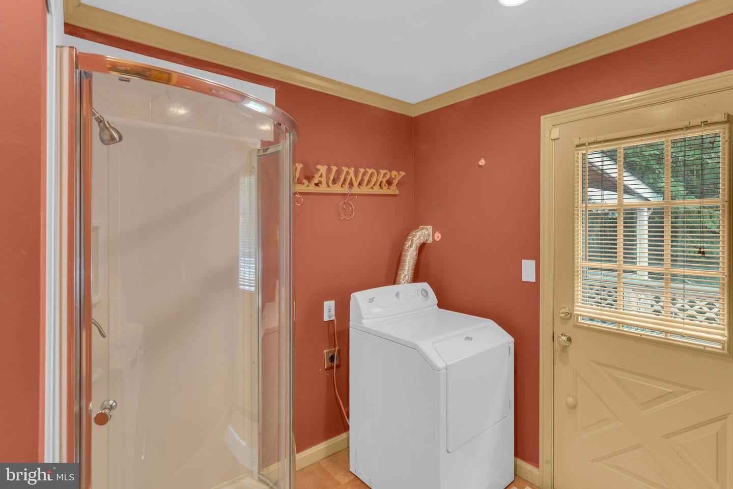 23 Willis Dr Property Photo 21