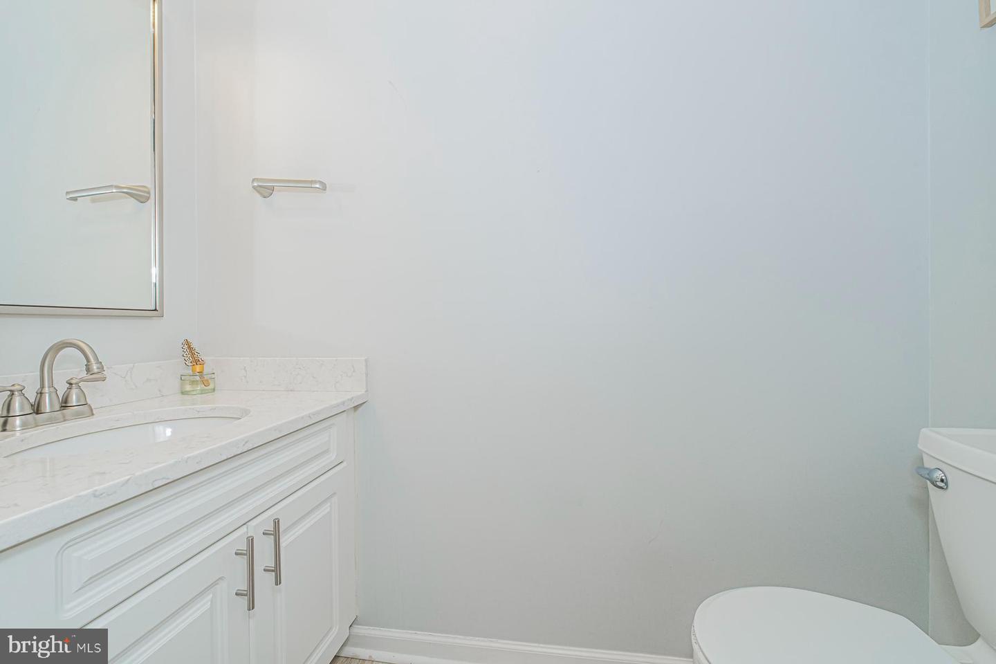 10 Thoreau Ct Property Photo 9