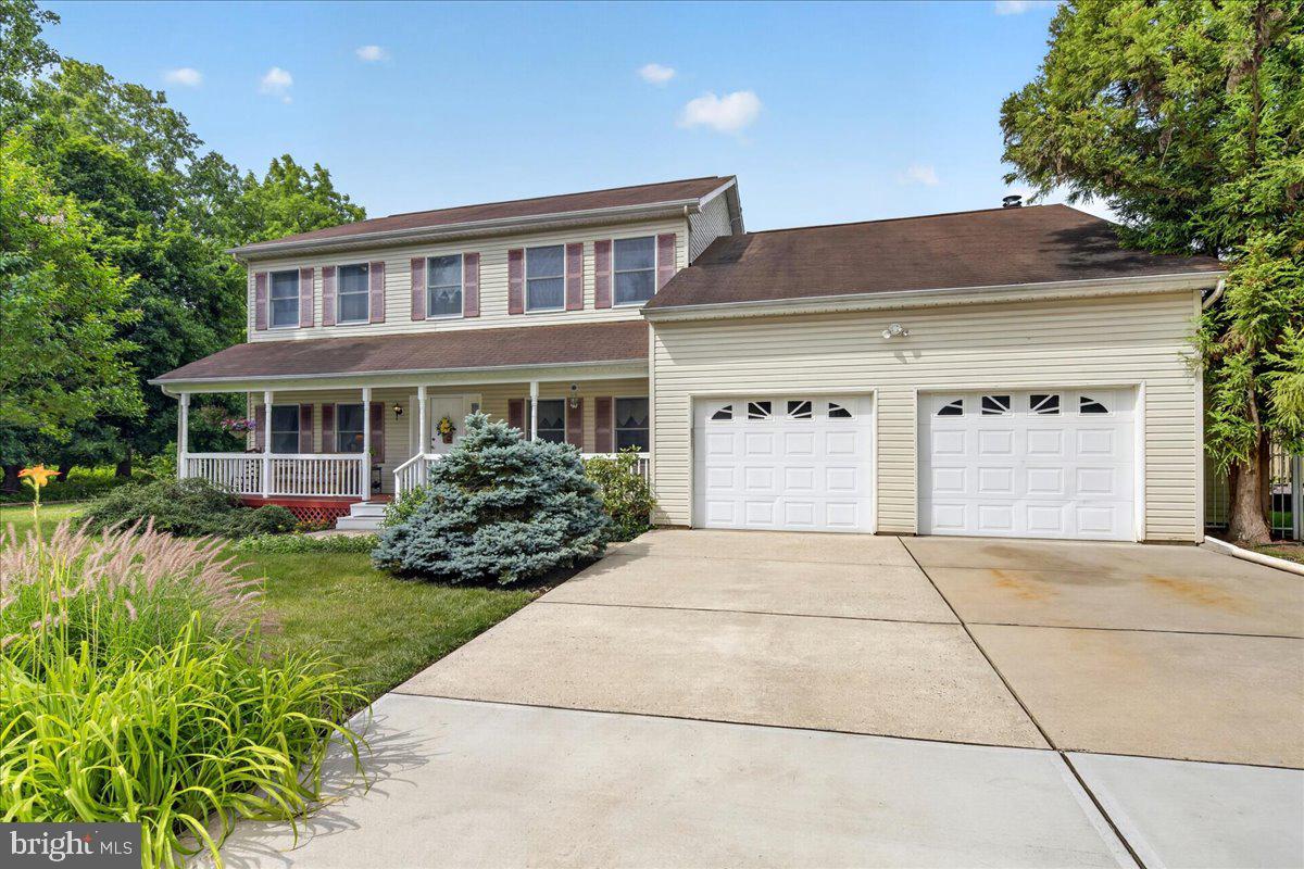8 Newell Pl Property Photo 1