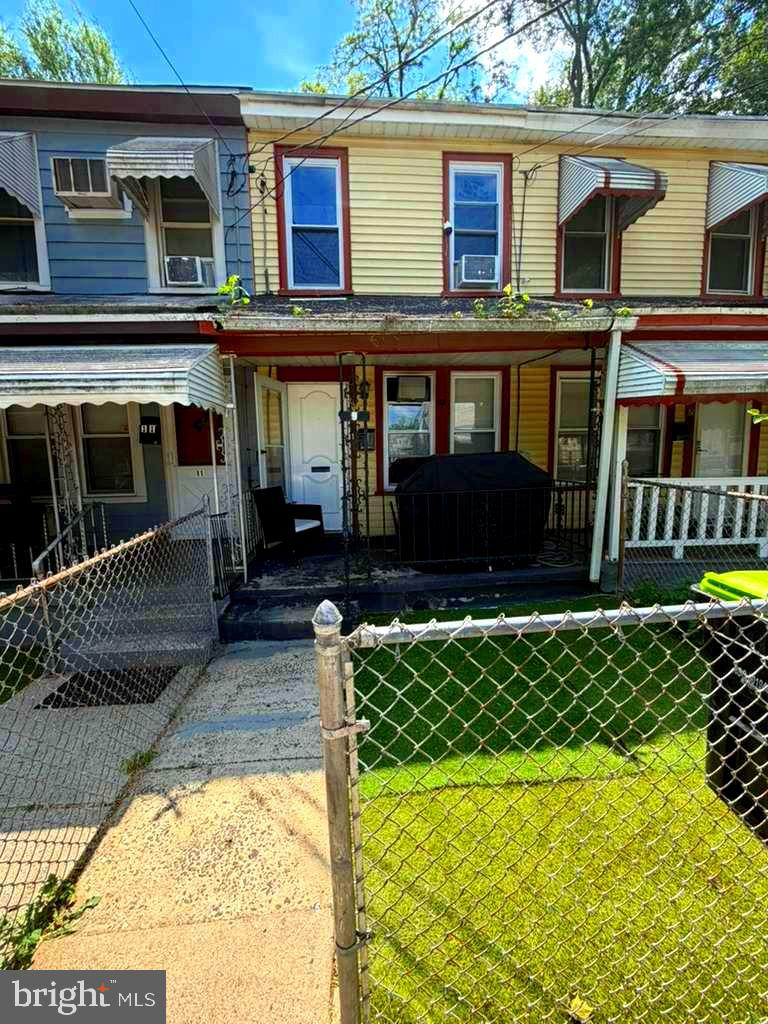 9 RACE ST Property Photo 1