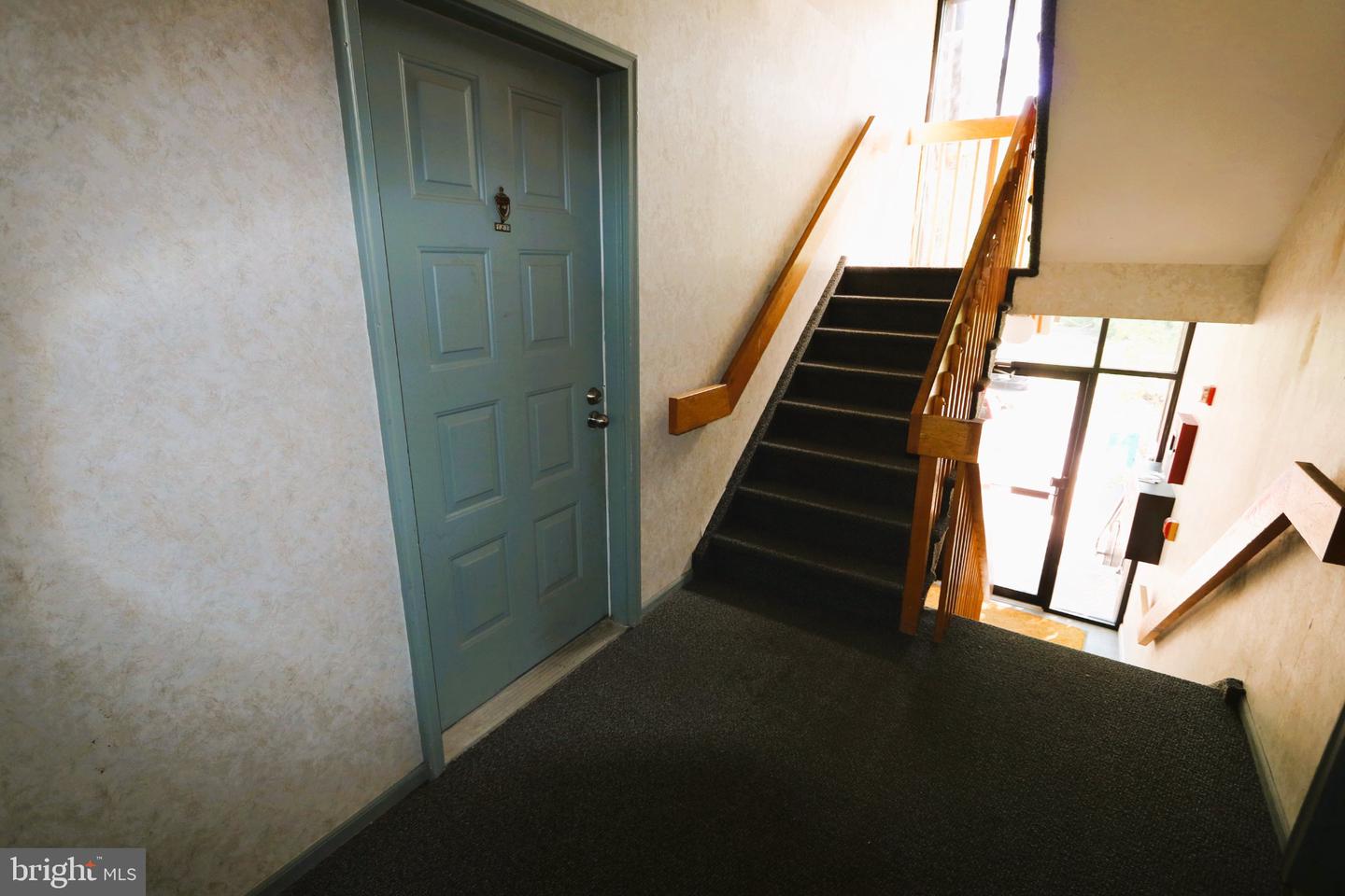 121 Wood Mill Rd Property Photo 4