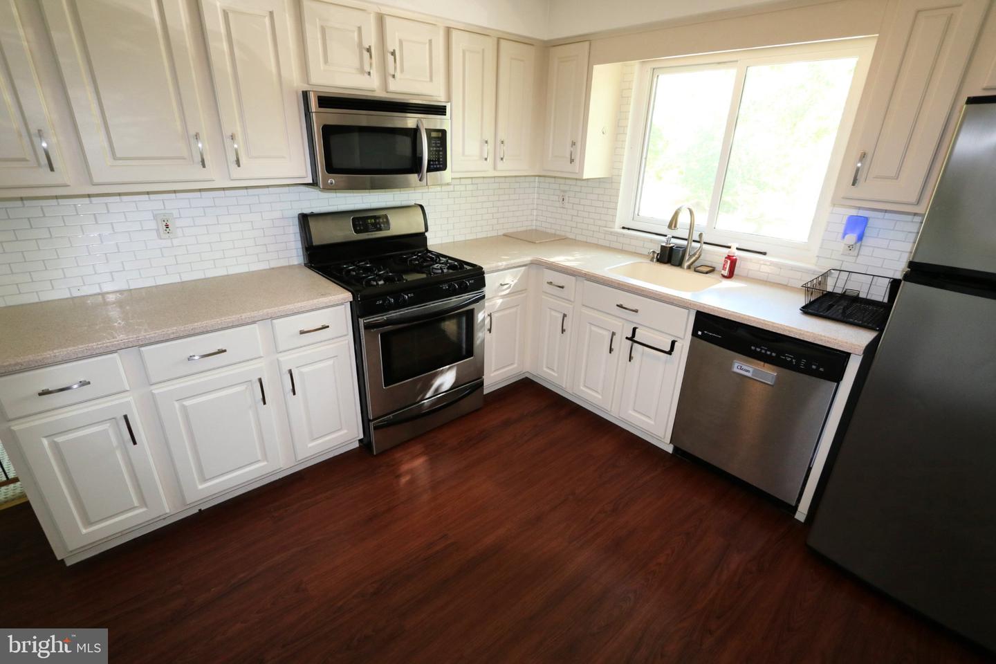 121 Wood Mill Rd Property Photo 10