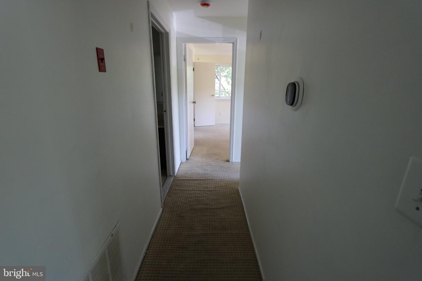 121 Wood Mill Rd Property Photo 15