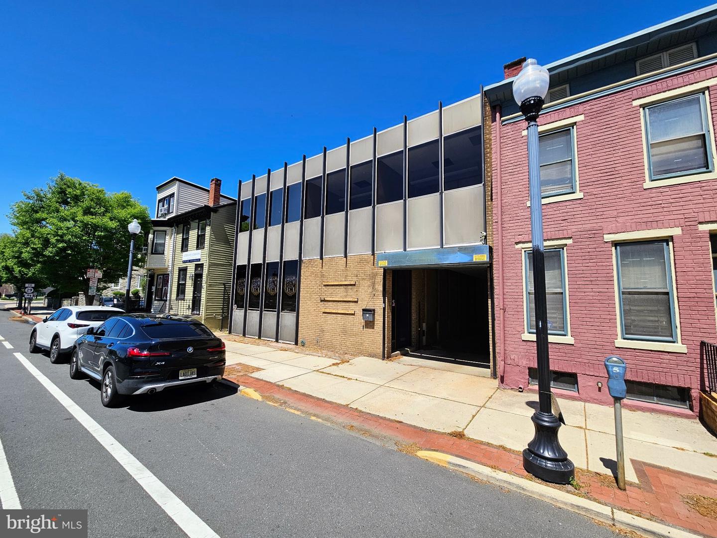 42 W LAFAYETTE ST Property Photo 1