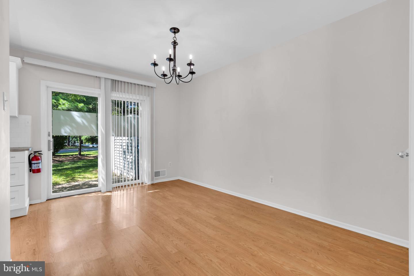 93 William Patterson Ct Property Photo 6