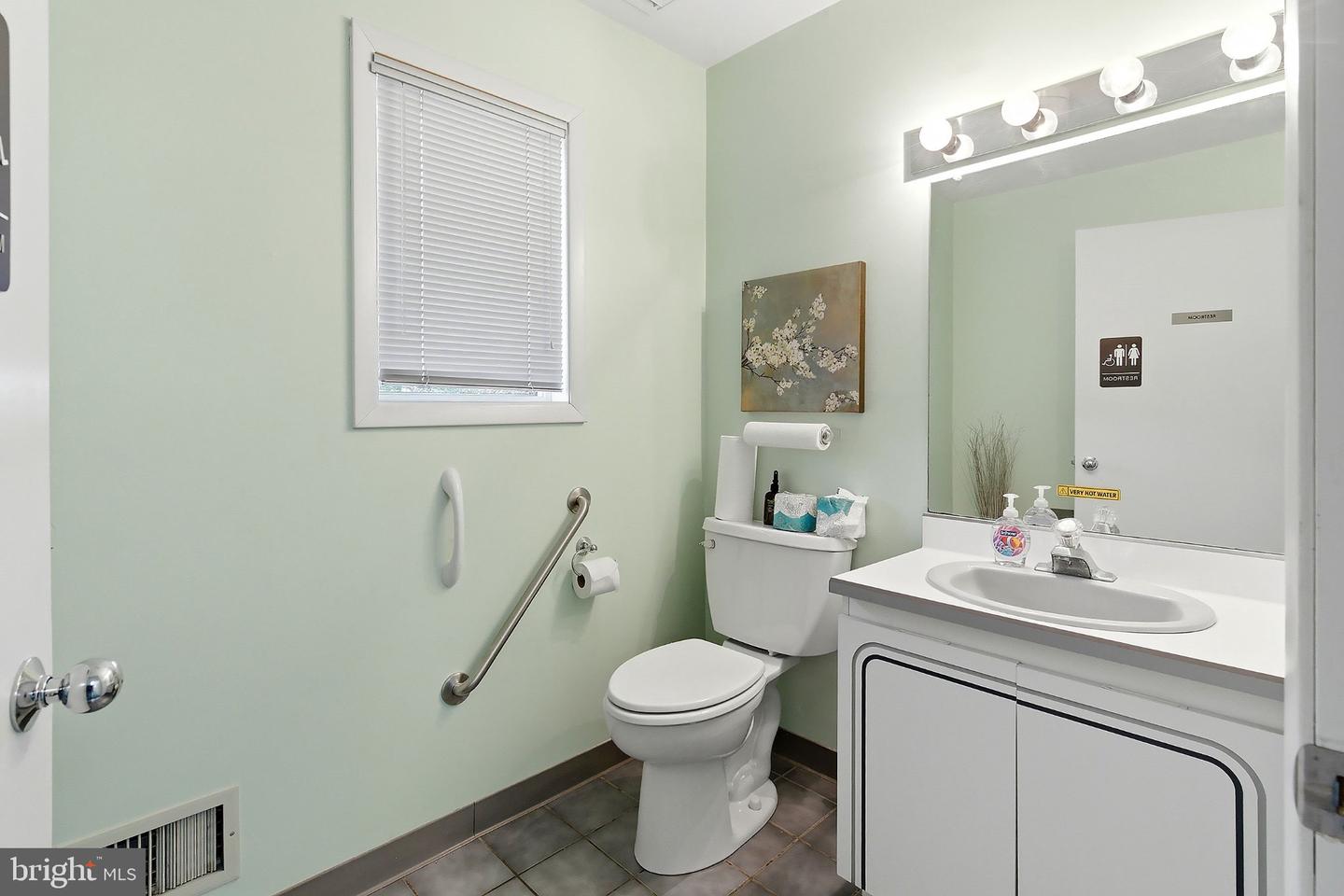 801 Hughes Dr Property Photo 37