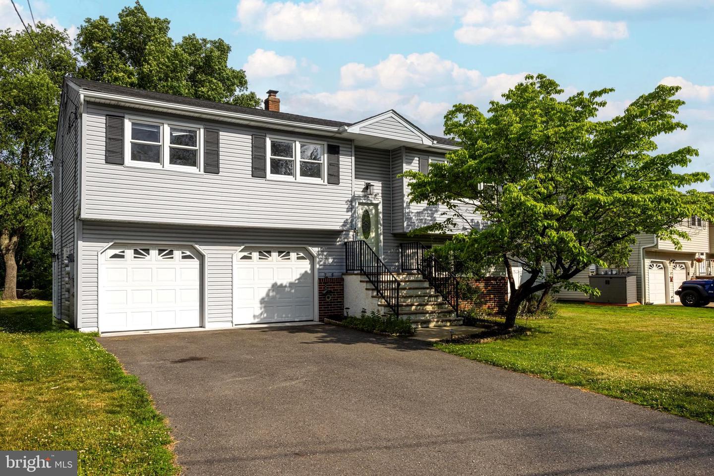 14 Rockwood Ave Property Photo 1