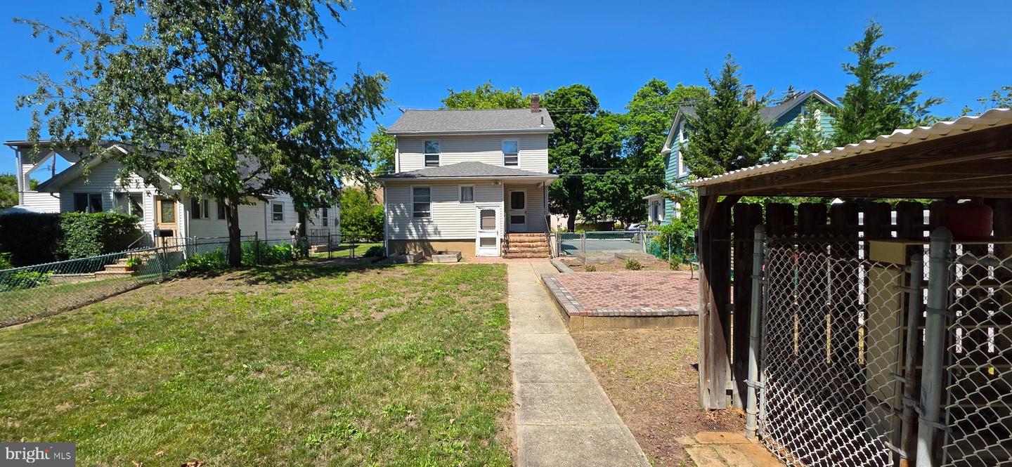 246 Franklin St Property Photo 26