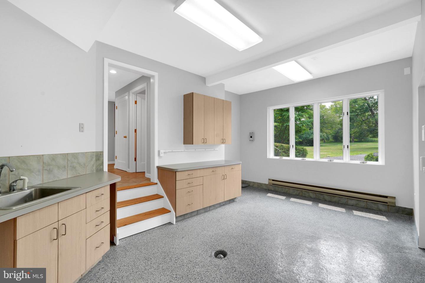 4495 Province Line Rd Property Photo 18