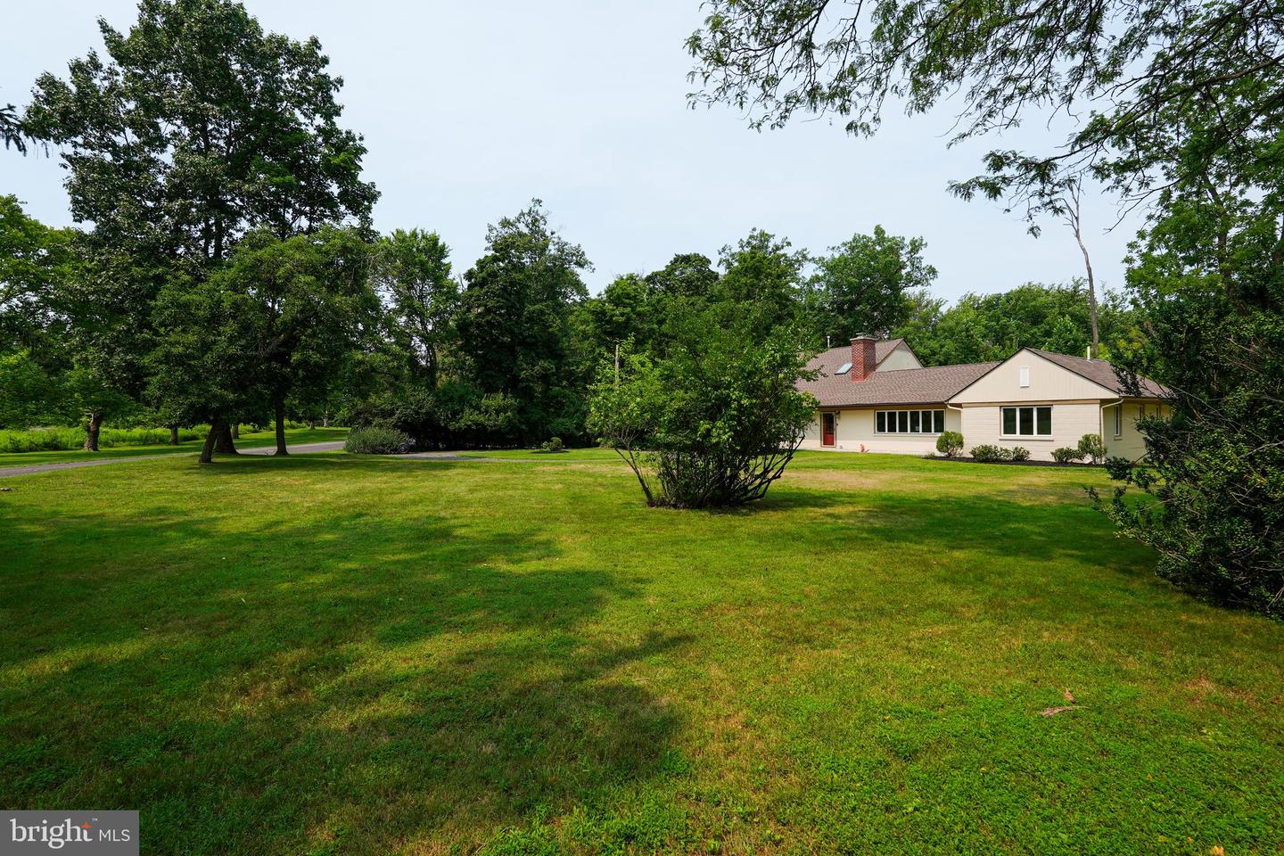 4495 Province Line Rd Property Photo 32
