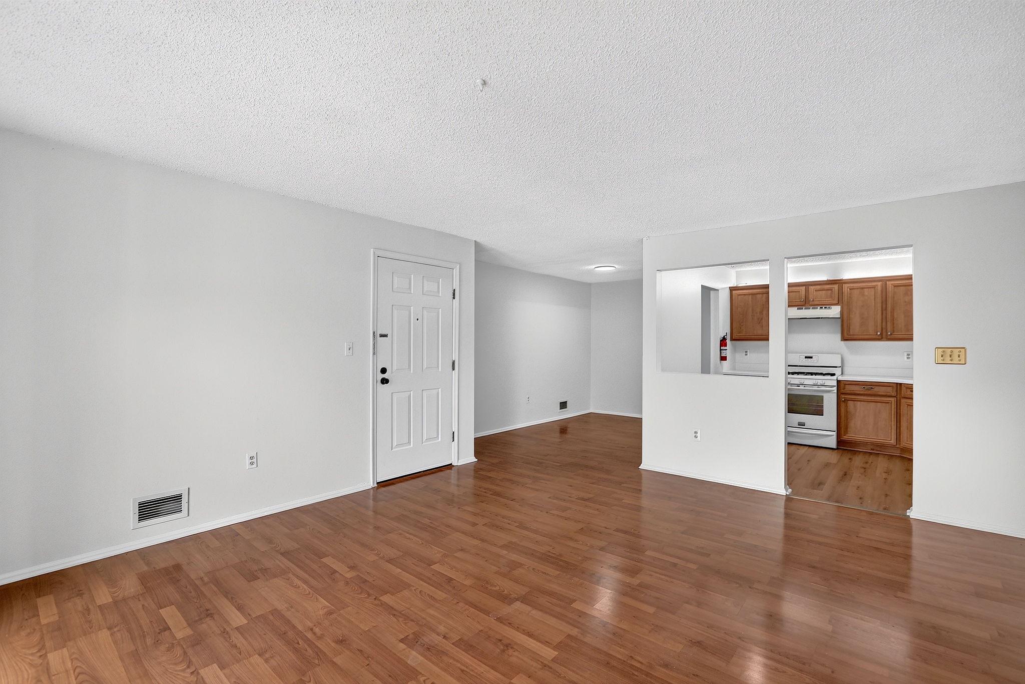 61 Aspen Ct Property Photo 5