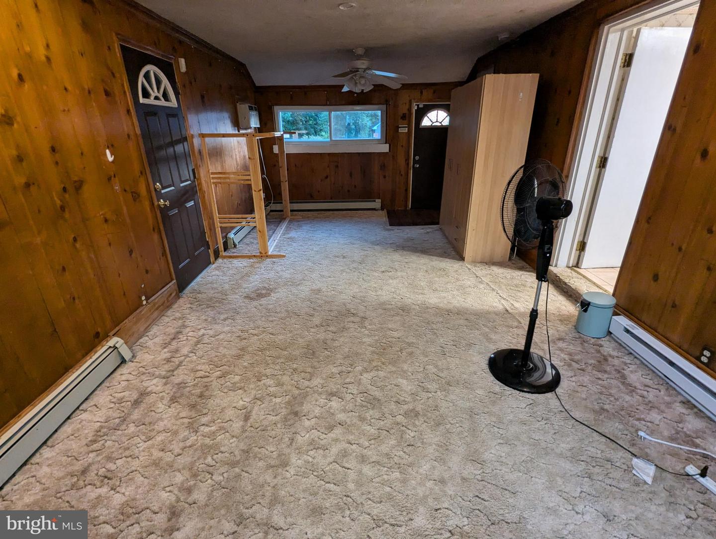 21 Steinway Ave Property Photo 14