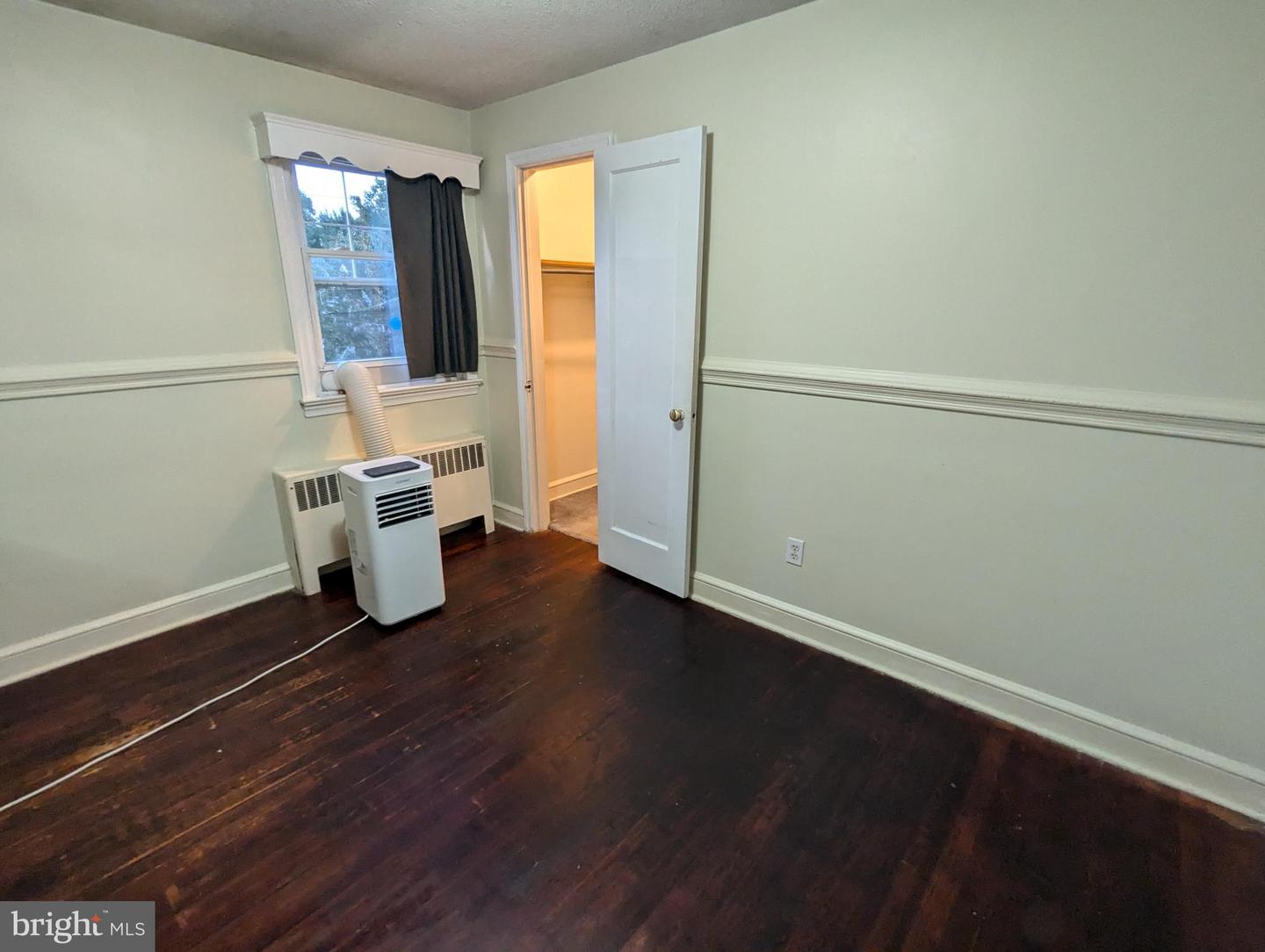 21 Steinway Ave Property Photo 19