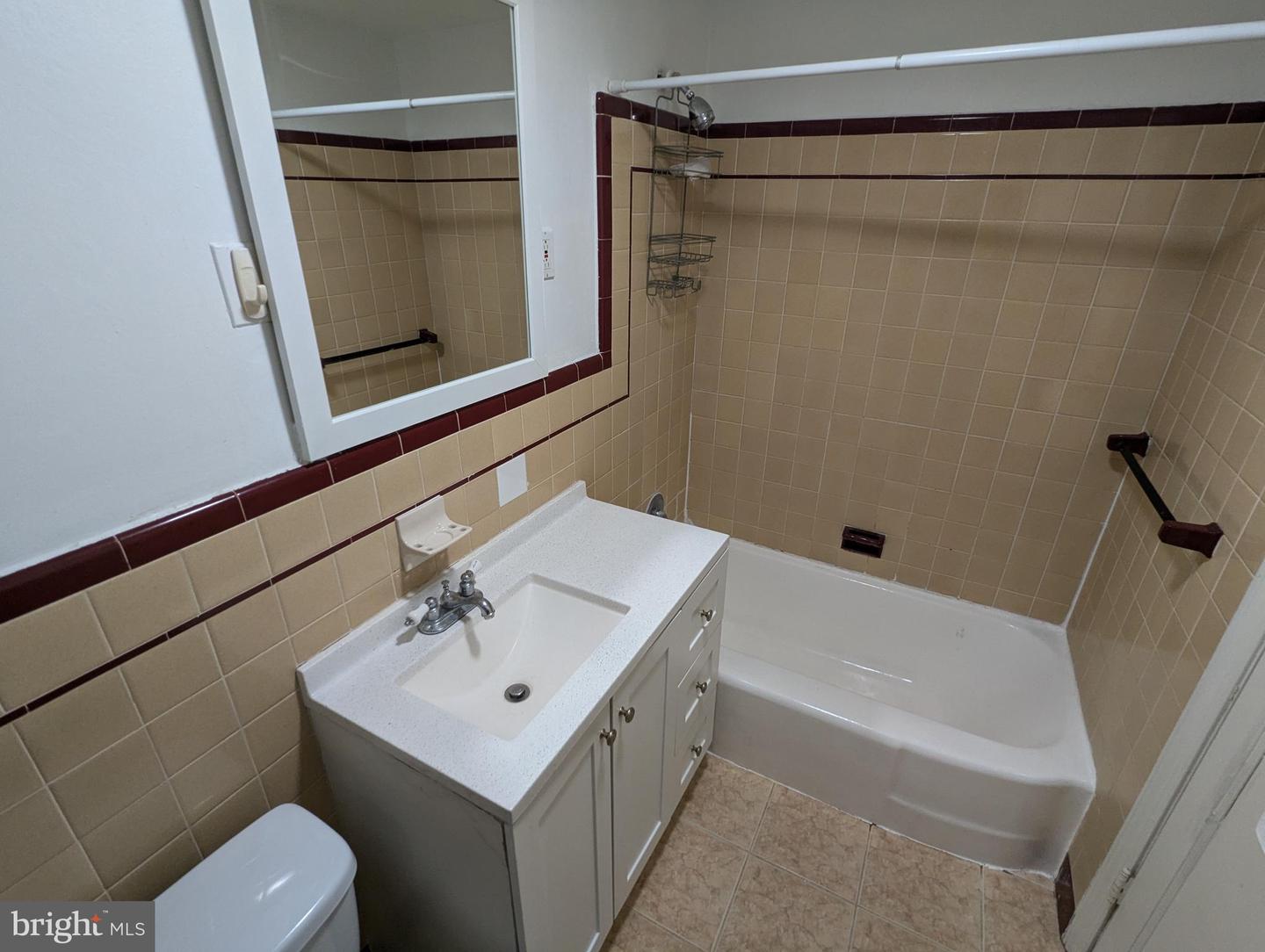 21 Steinway Ave Property Photo 20