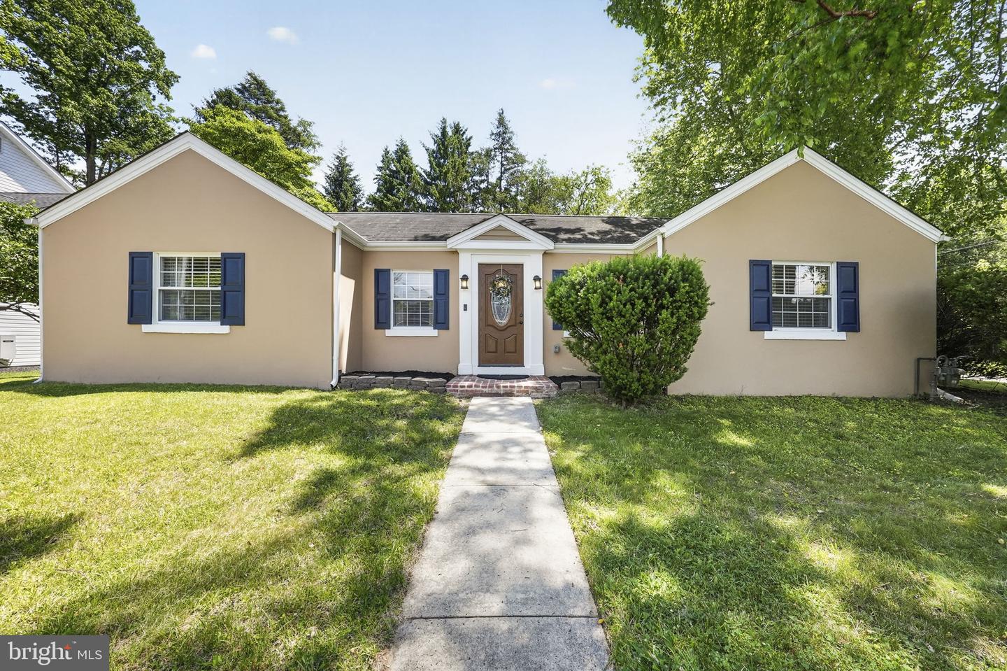 66 Birchwood Knoll Property Photo 1