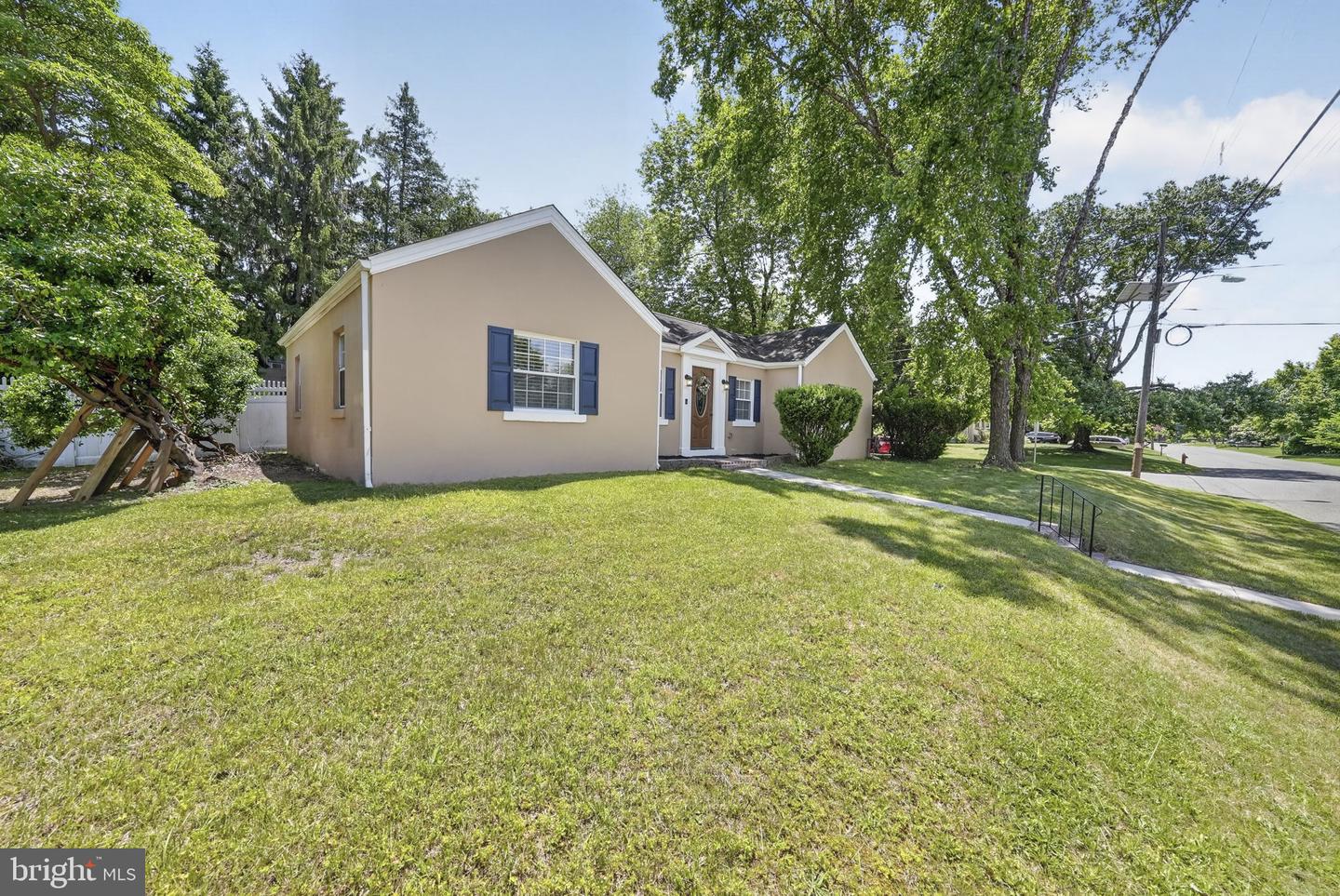 66 Birchwood Knoll Property Photo 2