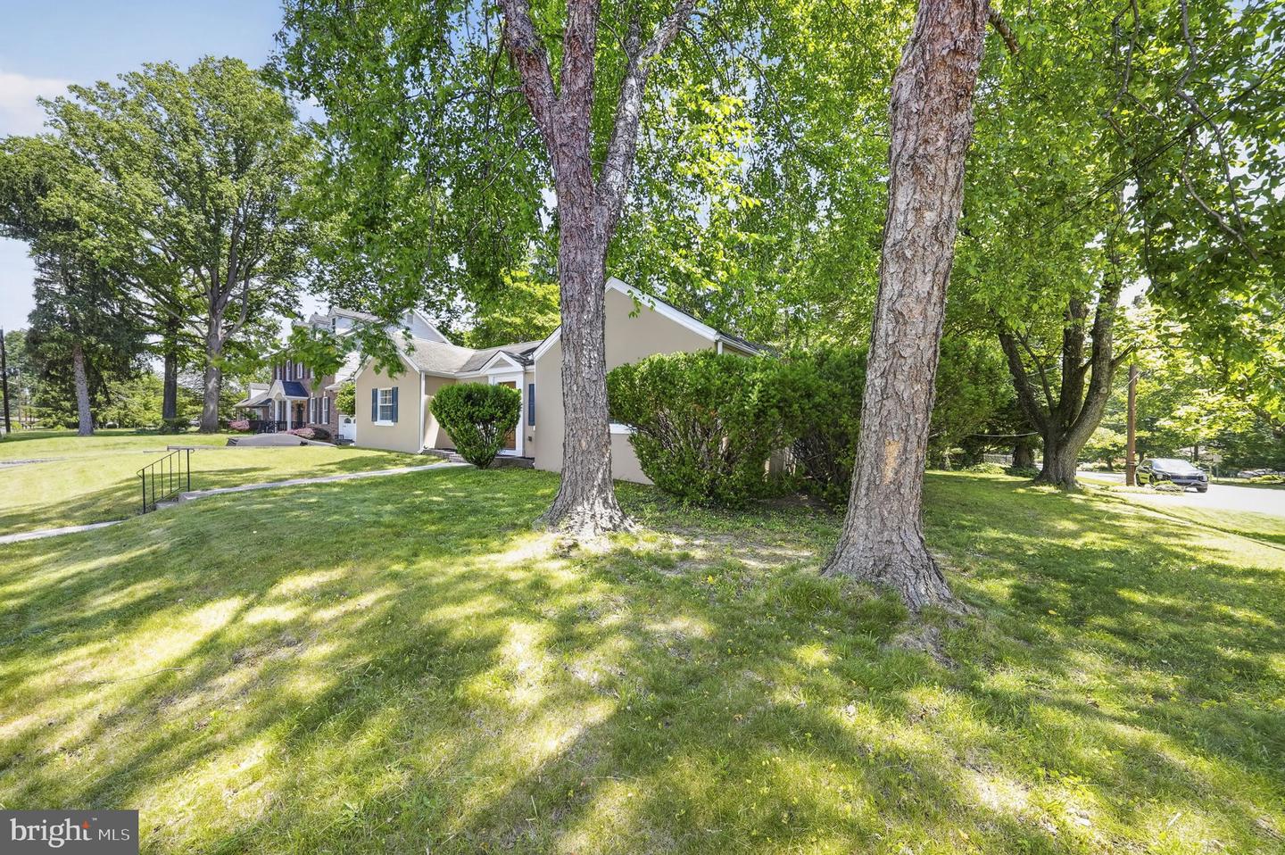 66 Birchwood Knoll Property Photo 3