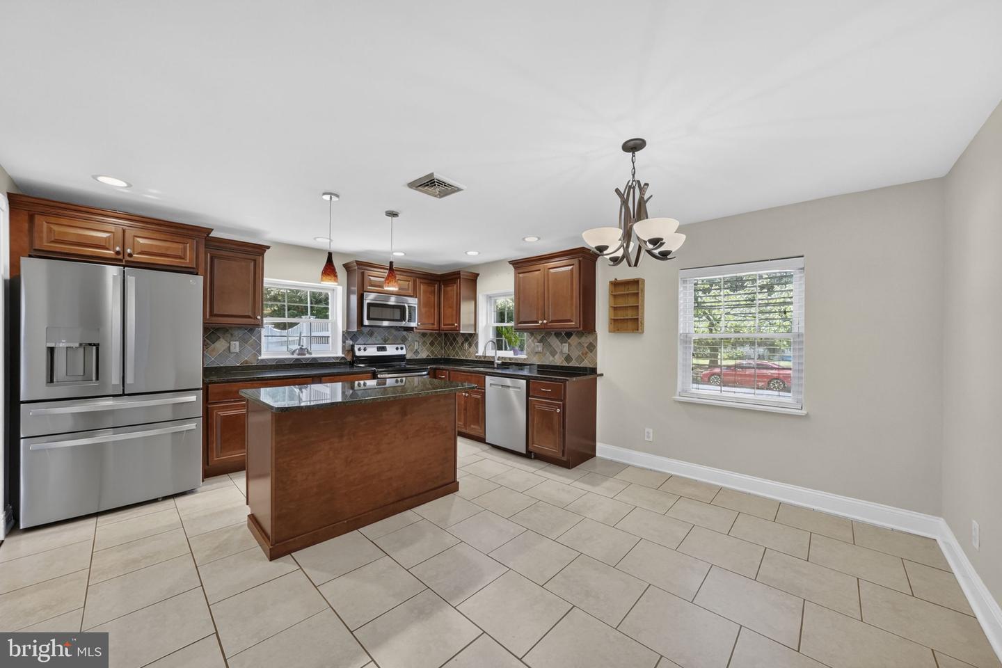 66 Birchwood Knoll Property Photo 15